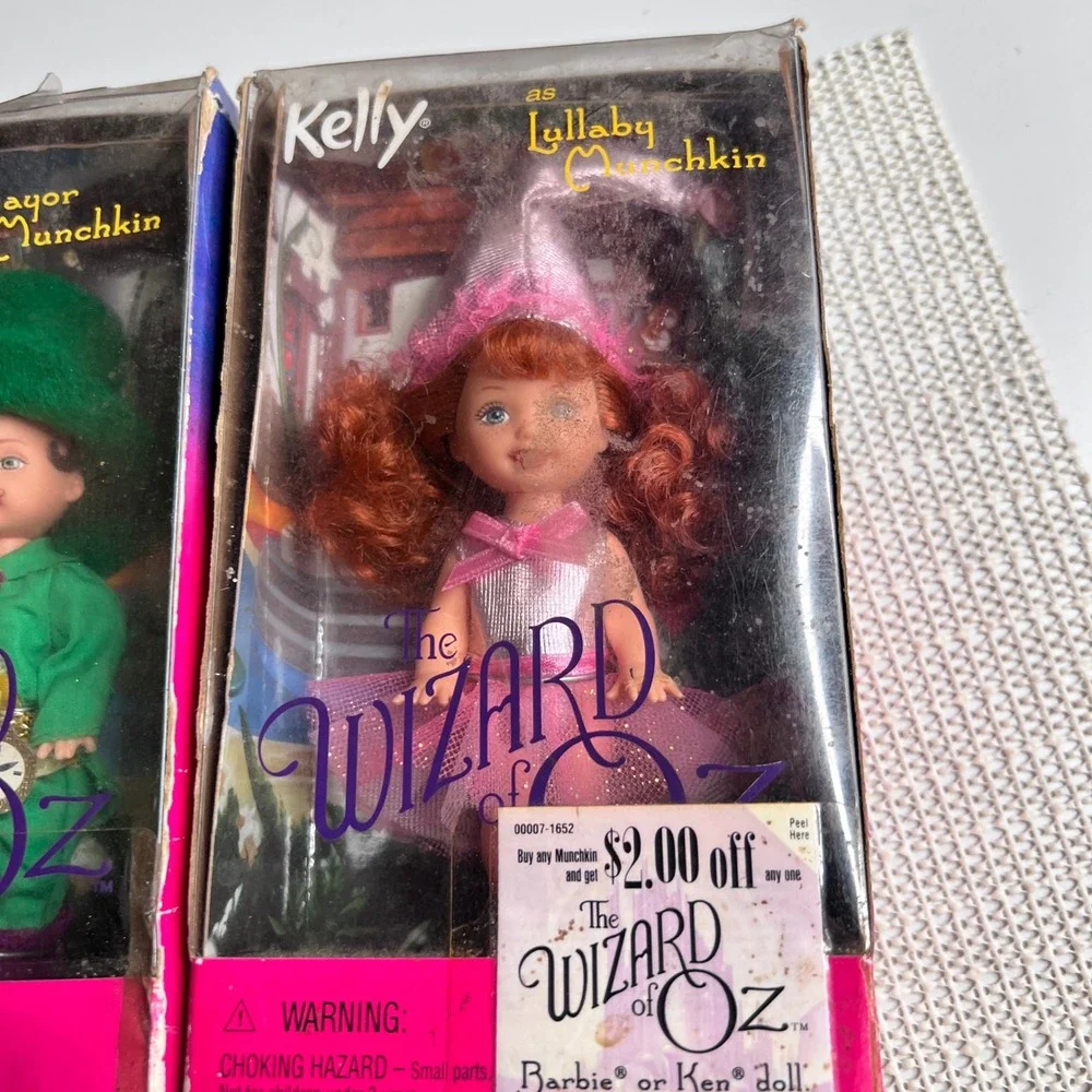 Mattel Wizard of Oz Kelly Tommy Lullaby Mayor Munchkin Doll Set 1999 25817 25821